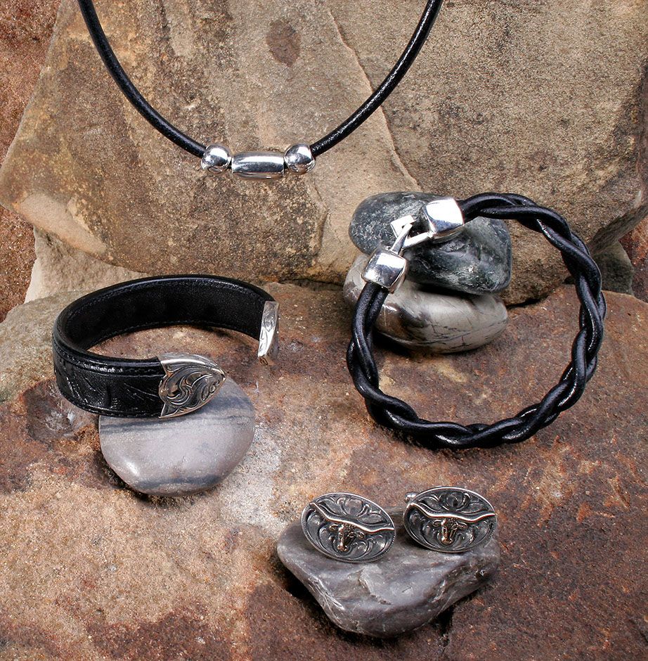Handcrafted leather goods and jewelry 4