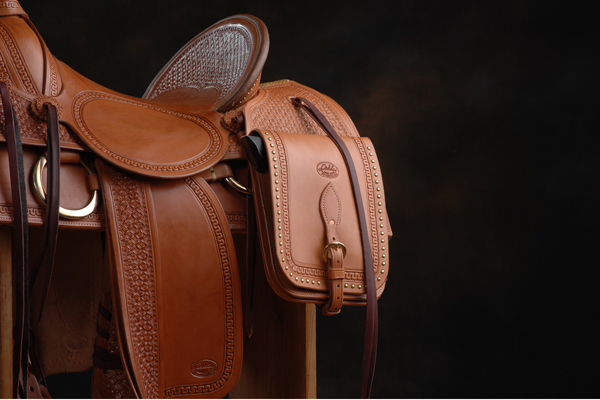 Hand-tooled custom saddle detail 4